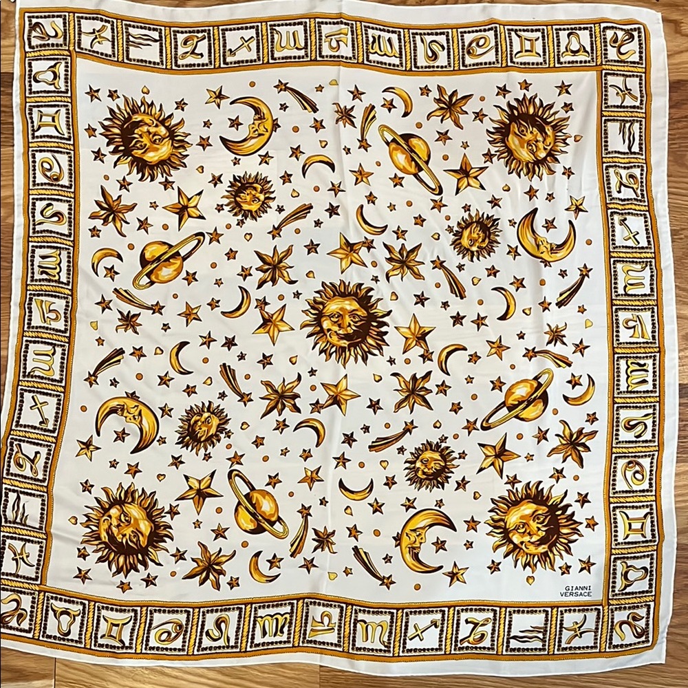 Gianni Versace astrological son moon stars 80s scarf vintage VTG